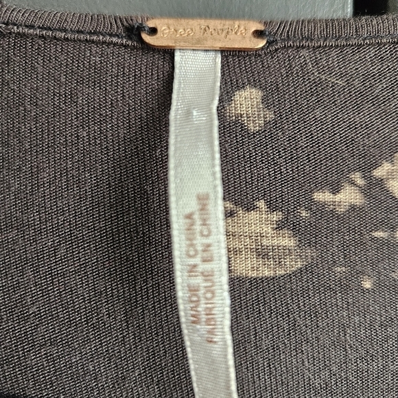 Free People Fiona Bell Sleeve Surplice Tie Waist Floral Top Sz Small - Picture 11 of 11